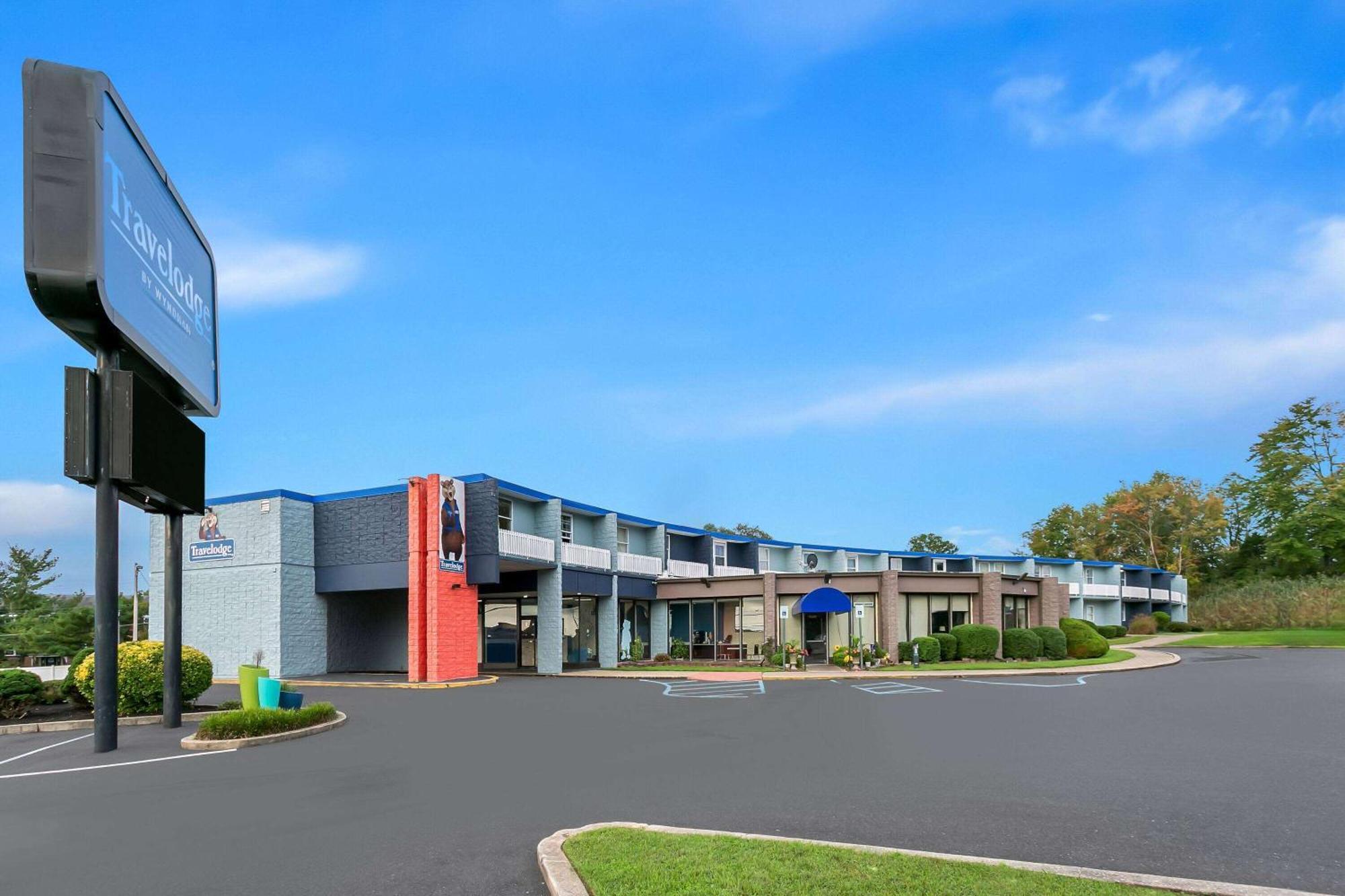 Travelodge By Wyndham Aberdeen Exterior photo
